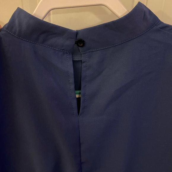 Two! SHEIN Blouses - Picture 5 of 7